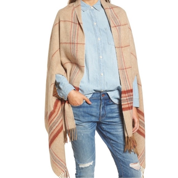Madewell Placed Plaid Cape Scarf - Picture 1 of 8